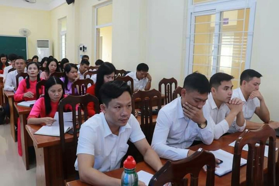 Luôn luôn lắng nghe & thấu hiểu